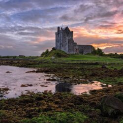 Dunguaire Castle - Kinvara - Galway Bay