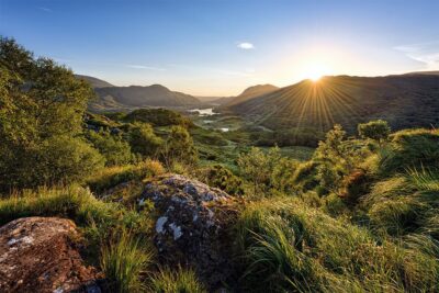 ladies-view-sunrise_full Sunrise over "Ladies View" - The Ring of Kerry