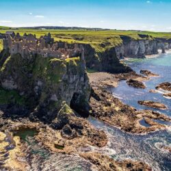 'Dunluce Castle & Mermaid’s Cave'