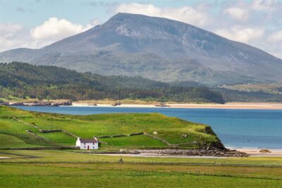 ‘Rosapenna overlooking Muckish Mountain’