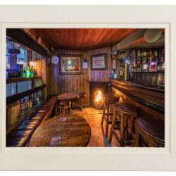 Farmes-Home-Bar_MOUNT The Farmers Home Irish Pub